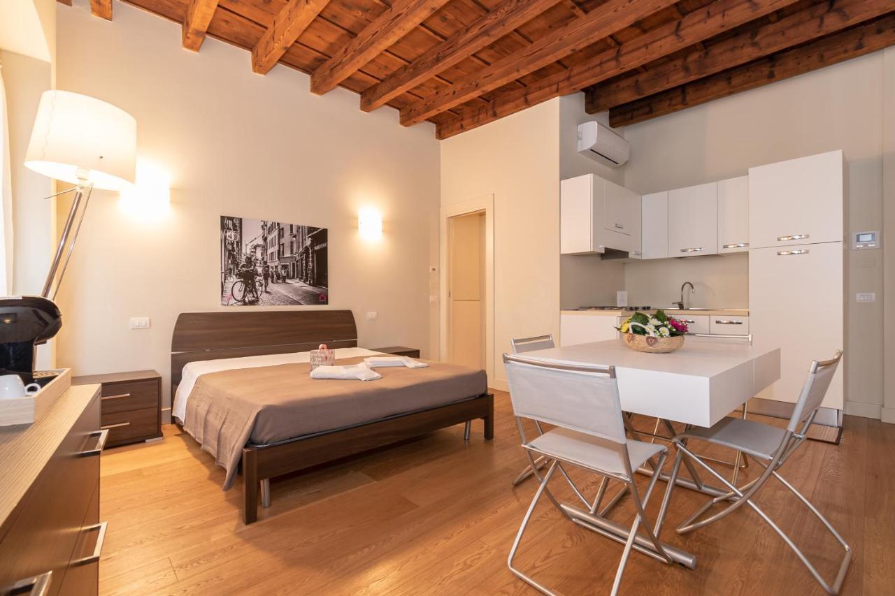 Palazzetto Il Mangano - F&L Apartment ブレシア エクステリア 写真